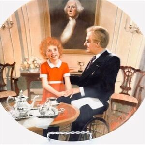 1985 Knowles Collector Plate Annie "Tomorrow" Limited Edition